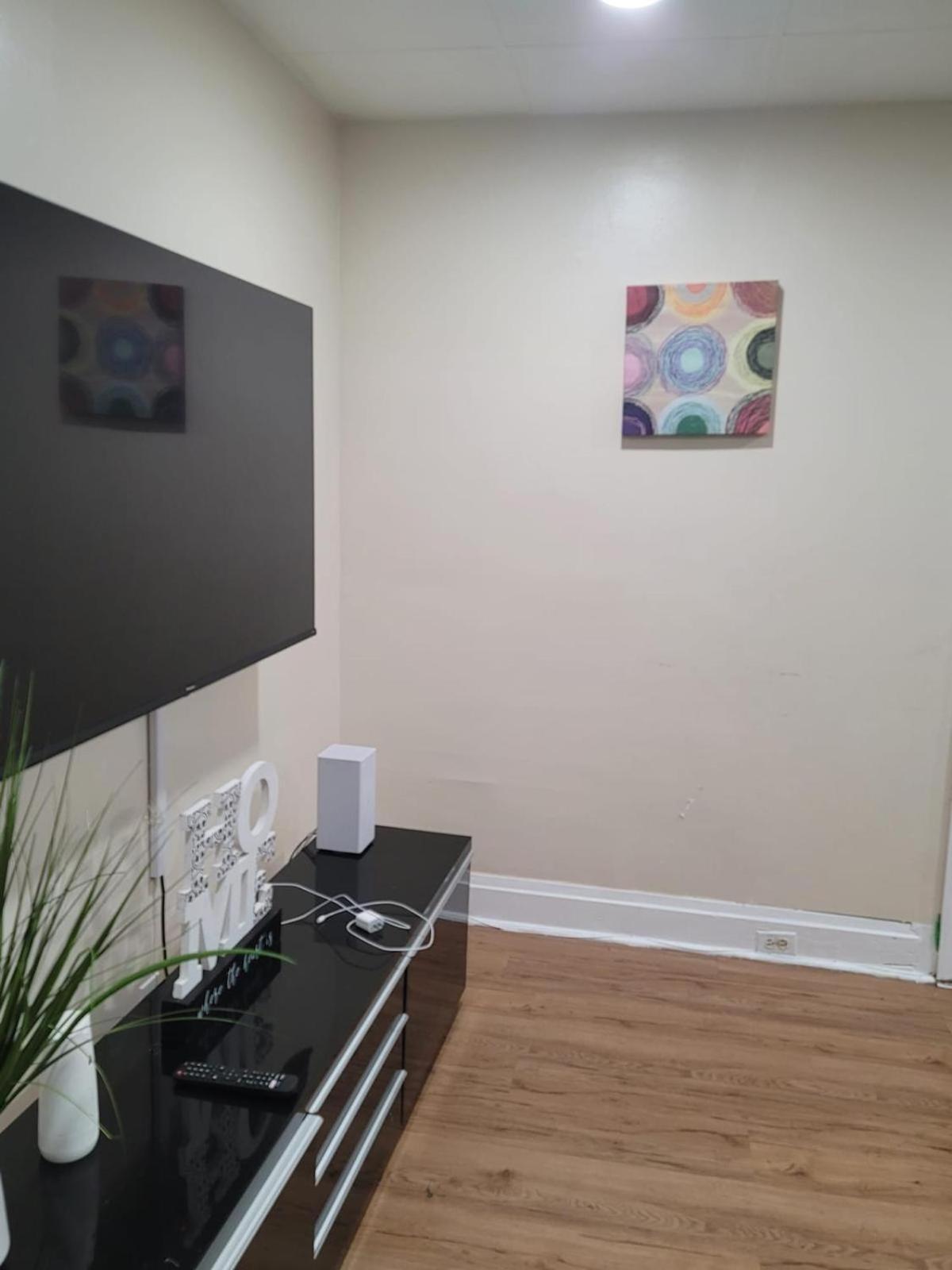 Z & Z Apartment Ньюарк Экстерьер фото