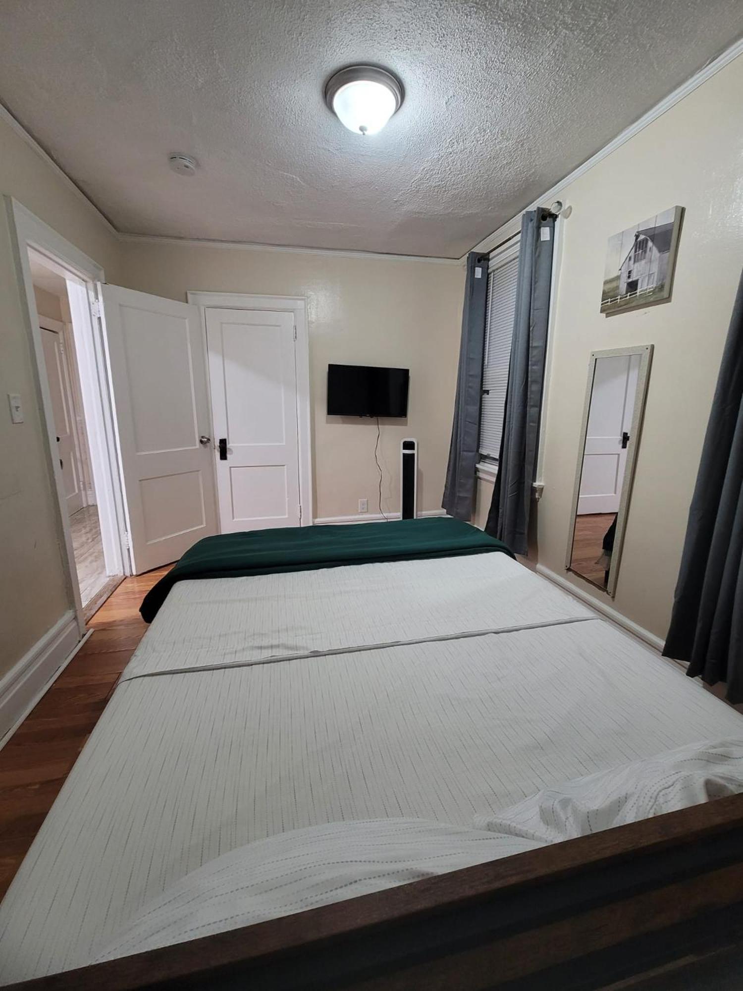 Z & Z Apartment Ньюарк Экстерьер фото