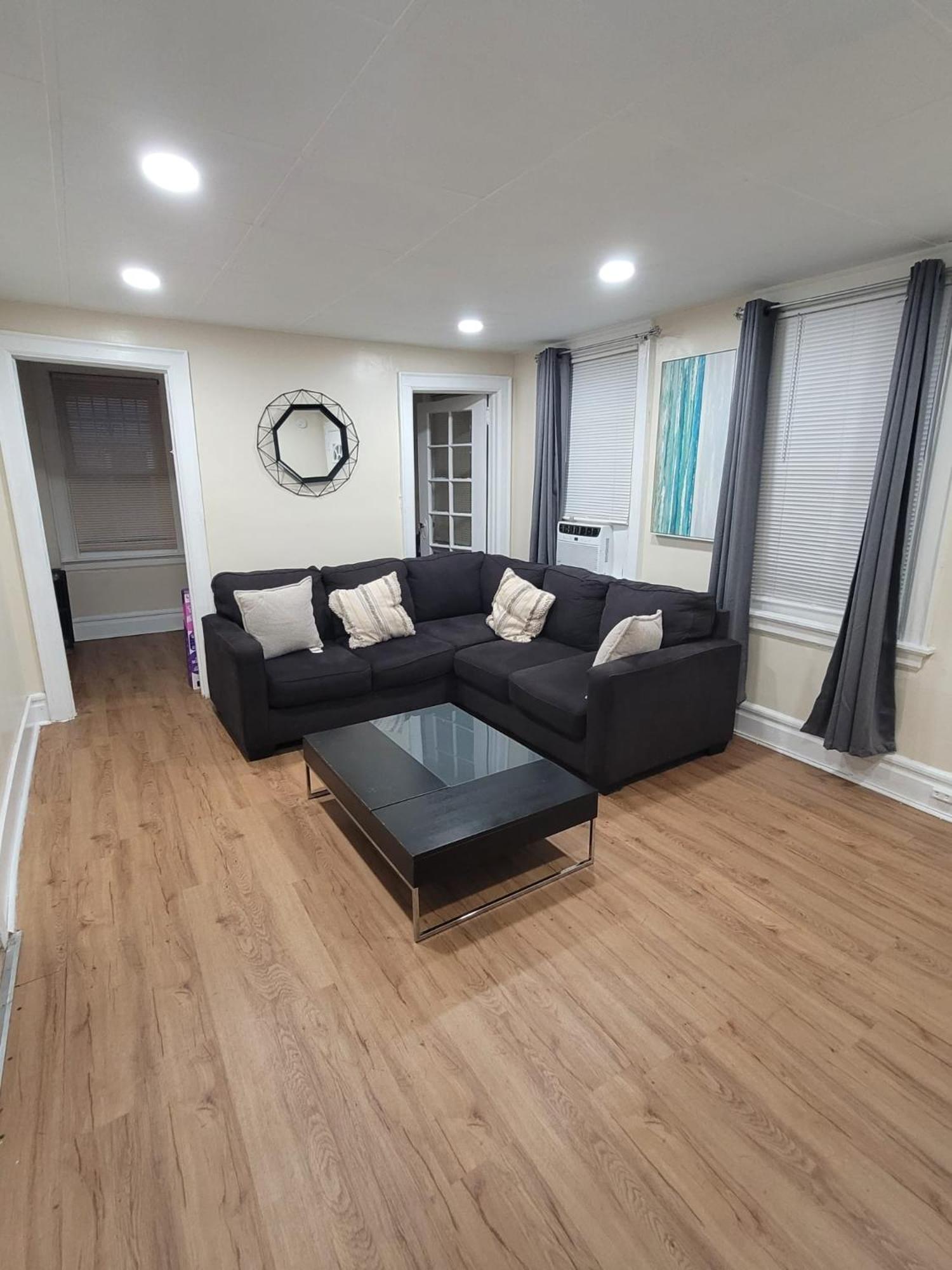 Z & Z Apartment Ньюарк Экстерьер фото